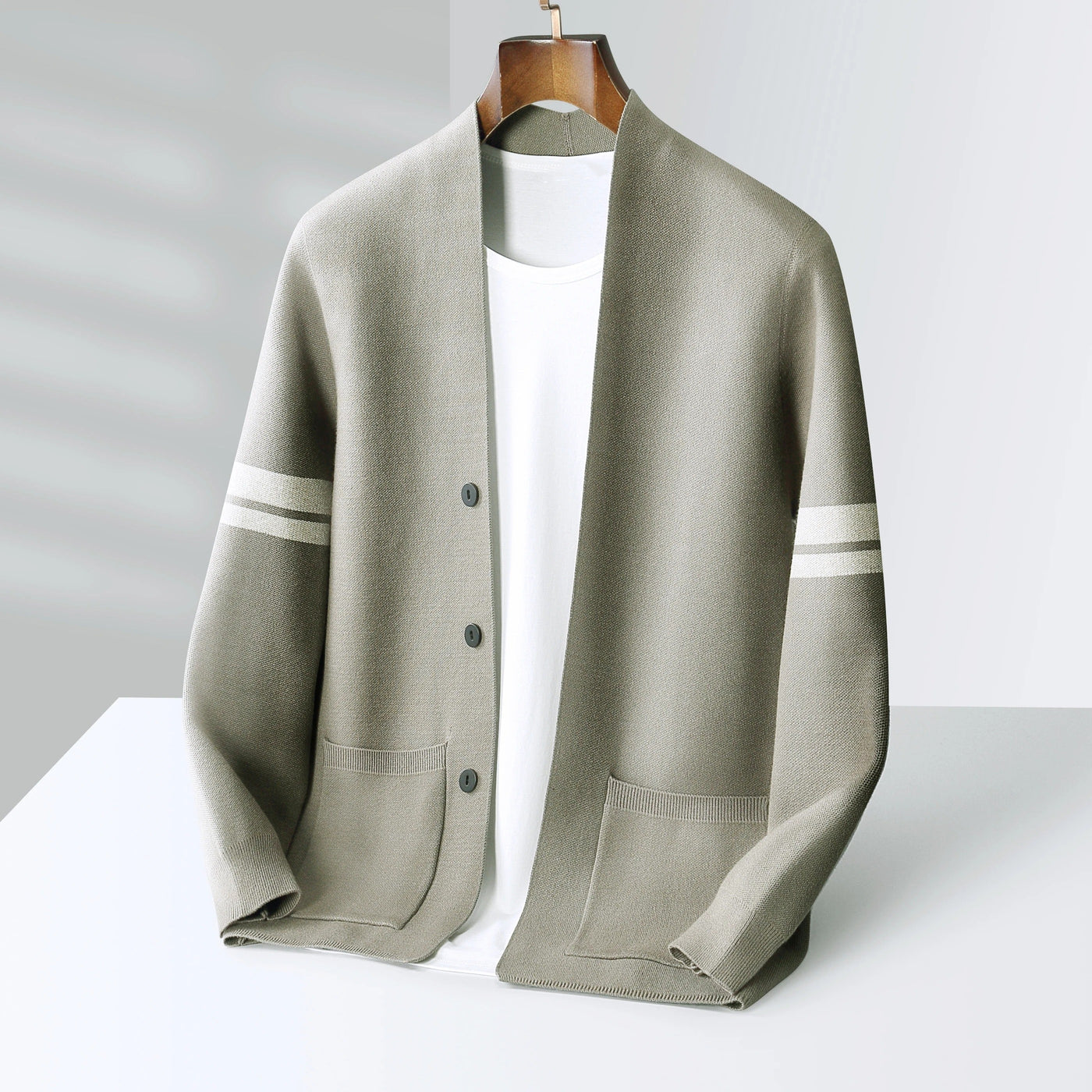 Kent Devoîr Premium Virgin Wool Cardigan